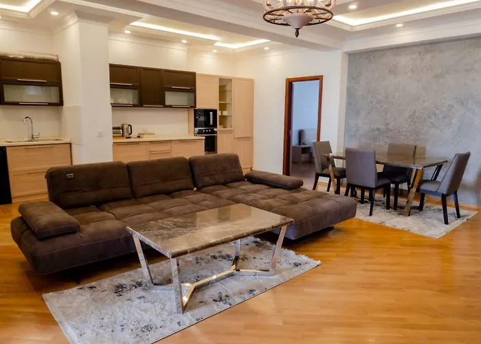 Boulevard Side Apartments