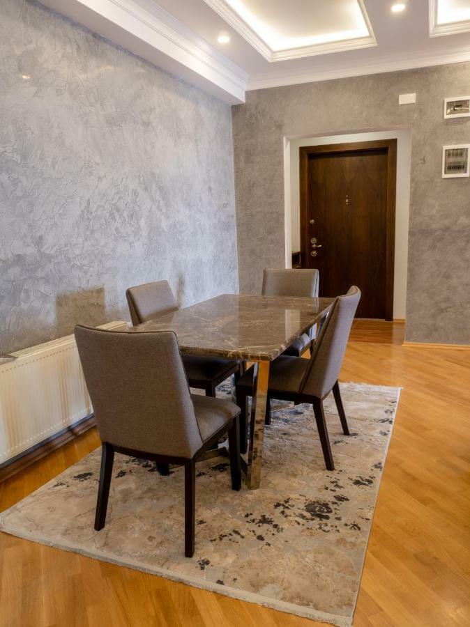 Boulevard Side Apartment Baku