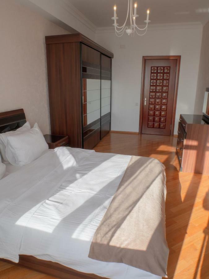Boulevard Side Apartment Baku